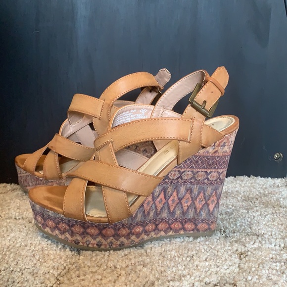 Wedges - Picture 2 of 3